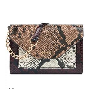 •NWOT NINE WEST Aleksei Crossbody 
Mini Python Embossed Faux Leather Brass Brown